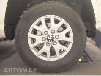 2025 Toyota Tacoma SR5 Crew Cab Medium Bed - miniatura 10