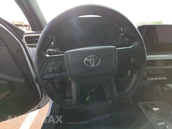 2025 Toyota Tacoma SR5 Crew Cab Medium Bed - miniatura 16