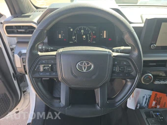2025 Toyota Tacoma SR5 Crew Cab Medium Bed - miniatura 16