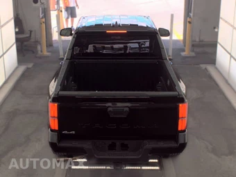 2025 Toyota Tacoma SR5 Crew Cab Medium Bed - miniatura 6