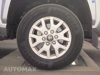 2025 Toyota Tacoma SR5 Crew Cab Medium Bed - miniatura 10