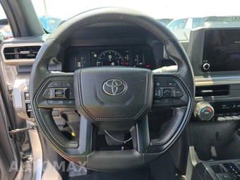 2025 Toyota Tacoma SR5 Crew Cab Medium Bed - miniatura 16