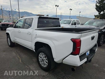 2025 Toyota Tacoma SR5 Crew Cab Medium Bed - miniatura 2