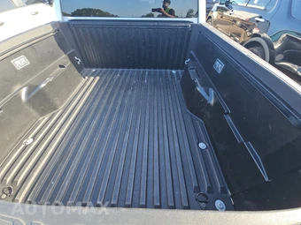 2025 Toyota Tacoma SR5 Crew Cab Medium Bed – miniatura 17