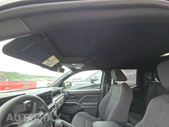 2025 Toyota Tacoma SR5 Crew Cab Medium Bed - miniatura 14