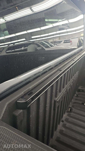 2025 Toyota Tacoma SR5 Crew Cab Medium Bed - miniatura 30