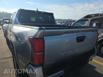 2025 Toyota Tacoma SR5 Crew Cab Medium Bed - miniatura 6