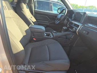 2025 Toyota Tacoma SR5 Crew Cab Medium Bed - miniatura 8