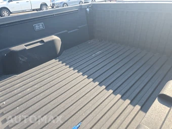 2025 Toyota Tacoma SR5 Crew Cab Medium Bed - miniatura 17