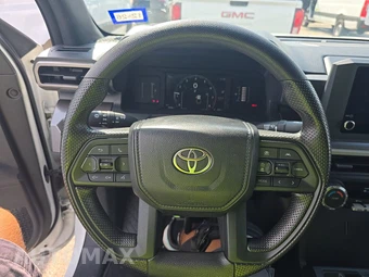 2025 Toyota Tacoma SR5 Crew Cab Medium Bed - miniatura 16