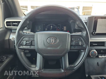 2025 Toyota Tacoma SR5 Crew Cab Medium Bed - miniatura 16