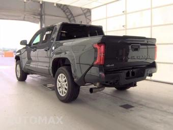 2025 Toyota Tacoma SR5 Crew Cab Medium Bed - miniatura 8