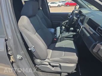 2025 Toyota Tacoma SR5 Crew Cab Medium Bed – miniatura 14
