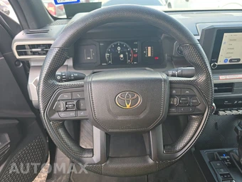 2025 Toyota Tacoma SR5 Crew Cab Medium Bed - miniatura 10