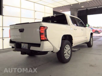 2025 Toyota Tacoma SR5 Crew Cab Medium Bed - miniatura 5