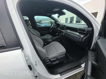 2025 Toyota Tacoma SR5 Crew Cab Medium Bed - miniatura 18