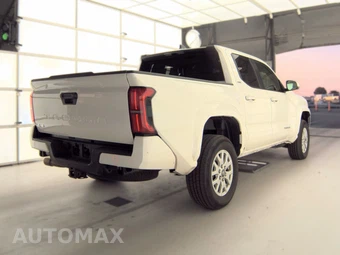 2025 Toyota Tacoma SR5 Crew Cab Medium Bed - miniatura 5