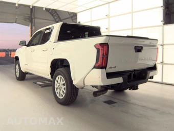 2025 Toyota Tacoma SR5 Crew Cab Medium Bed - miniatura 8