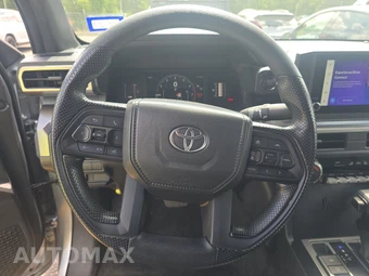 2025 Toyota Tacoma SR5 Crew Cab Medium Bed - miniatura 10