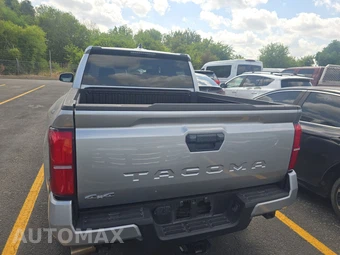 2025 Toyota Tacoma SR5 Crew Cab Medium Bed - miniatura 5