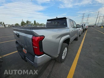2025 Toyota Tacoma SR5 Crew Cab Medium Bed - miniatura 4