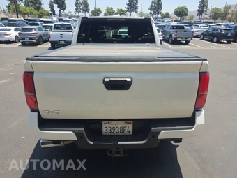 2025 Toyota Tacoma SR5 Crew Cab Medium Bed - miniatura 5