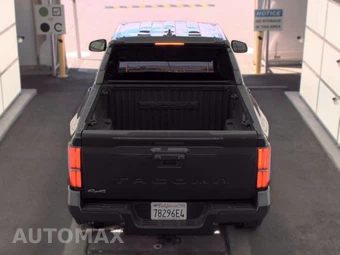 2025 Toyota Tacoma SR5 Crew Cab Medium Bed - miniatura 6