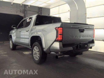 2025 Toyota Tacoma SR5 Crew Cab Medium Bed - miniatura 8