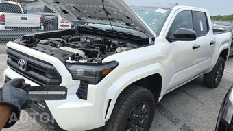 2025 Toyota Tacoma SR5 Crew Cab Medium Bed - miniatura 19