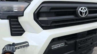 2025 Toyota Tacoma SR5 Crew Cab Medium Bed - miniatura 20