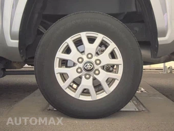2025 Toyota Tacoma SR5 Crew Cab Medium Bed - miniatura 12