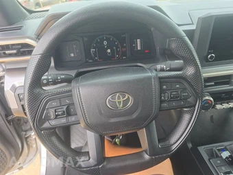 2025 Toyota Tacoma SR5 Crew Cab Medium Bed - miniatura 16