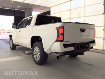 2025 Toyota Tacoma SR5 Crew Cab Medium Bed - miniatura 8