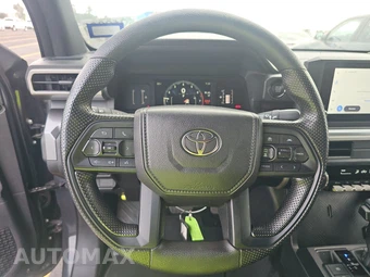 2025 Toyota Tacoma SR5 Crew Cab Medium Bed - miniatura 10
