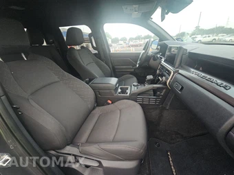 2025 Toyota Tacoma SR5 Crew Cab Medium Bed - miniatura 8