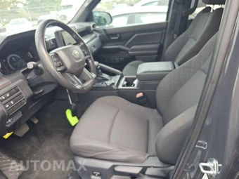 2025 Toyota Tacoma SR5 Crew Cab Medium Bed - miniatura 13