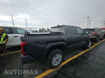 2025 Toyota Tacoma SR5 Crew Cab Medium Bed - miniatura 4