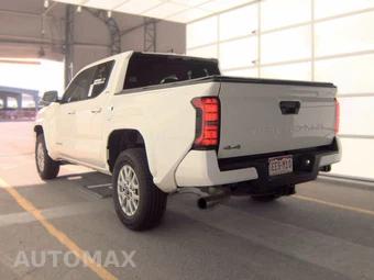 2025 Toyota Tacoma SR5 Crew Cab Medium Bed - miniatura 8
