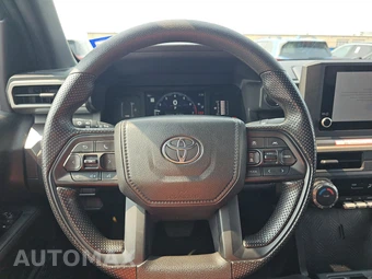 2025 Toyota Tacoma SR5 Crew Cab Medium Bed - miniatura 16