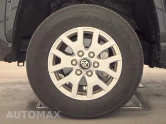 2025 Toyota Tacoma SR5 Crew Cab Medium Bed - miniatura 9