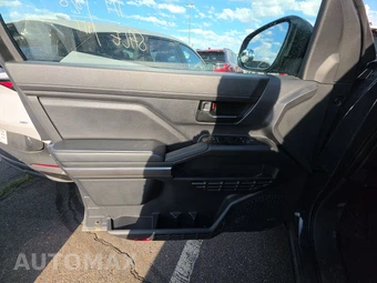 2025 Toyota Tacoma SR5 Crew Cab Medium Bed - miniatura 15