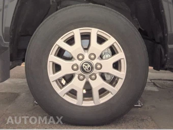 2025 Toyota Tacoma SR5 Crew Cab Medium Bed - miniatura 9
