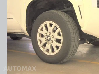 2025 Toyota Tacoma SR5 Crew Cab Medium Bed - miniatura 10