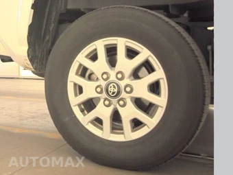 2025 Toyota Tacoma SR5 Crew Cab Medium Bed - miniatura 11