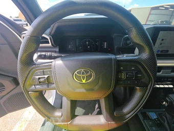 2025 Toyota Tacoma SR5 Crew Cab Medium Bed - miniatura 16