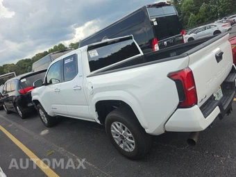 2025 Toyota Tacoma SR5 Crew Cab Medium Bed - miniatura 6