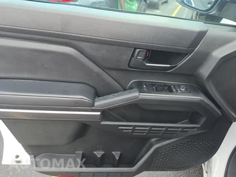 2025 Toyota Tacoma SR5 Crew Cab Medium Bed - miniatura 9