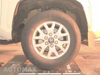 2025 Toyota Tacoma SR5 Crew Cab Medium Bed - miniatura 10