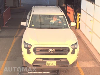 2025 Toyota Tacoma SR5 Crew Cab Medium Bed - miniatura 2