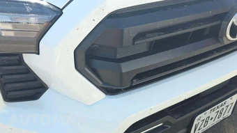 2025 Toyota Tacoma SR5 Crew Cab Medium Bed - miniatura 25